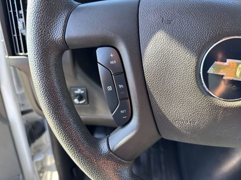 Used 2023 Chevrolet Express 2500 w/ Driver Convenience Package image 11