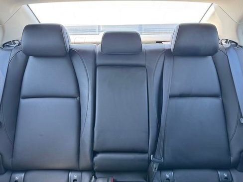 Used 2025 MAZDA MAZDA3 s FWD image 19