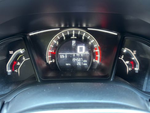 Used 2018 Honda Civic LX image 17