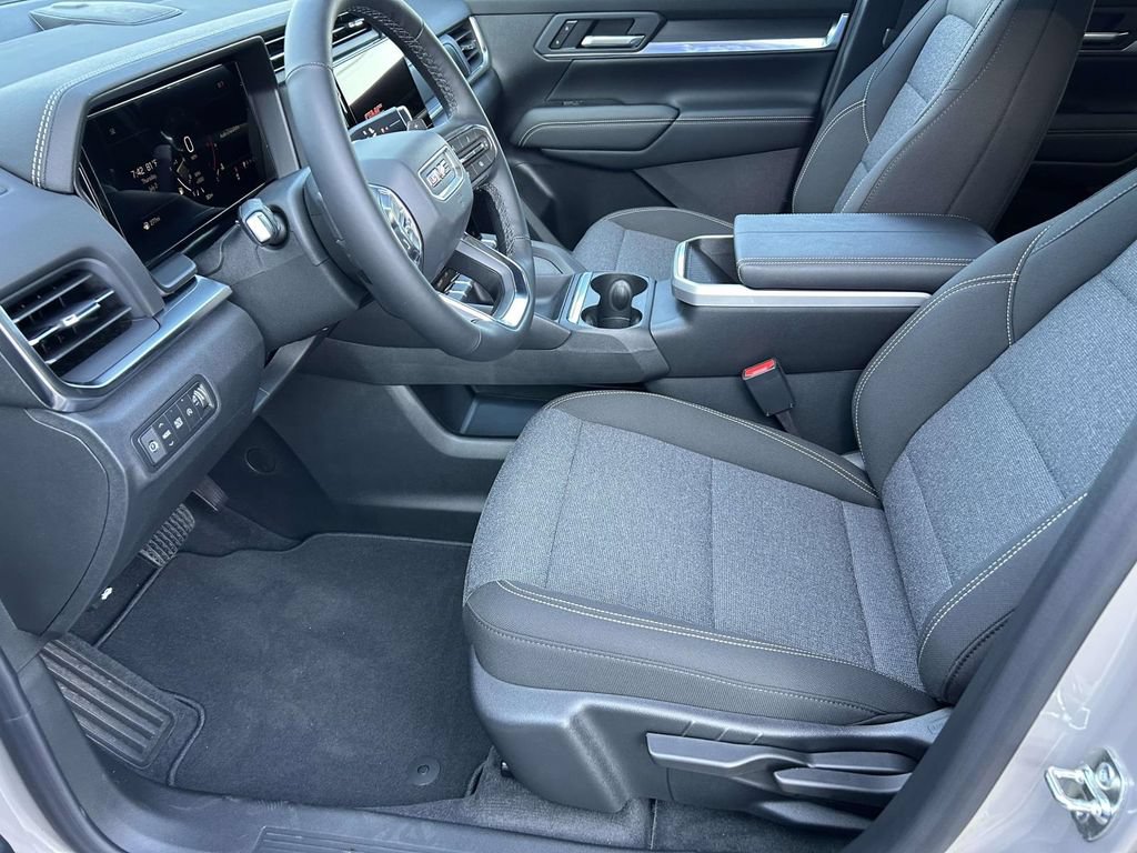 New 2027 GMC Terrain Elevation w/ Black Edition FWD image 16