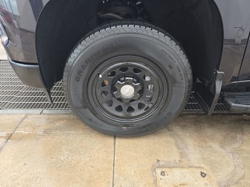 Used 2022 Chevrolet Silverado 1500 W/T w/ WT Value Package image 26