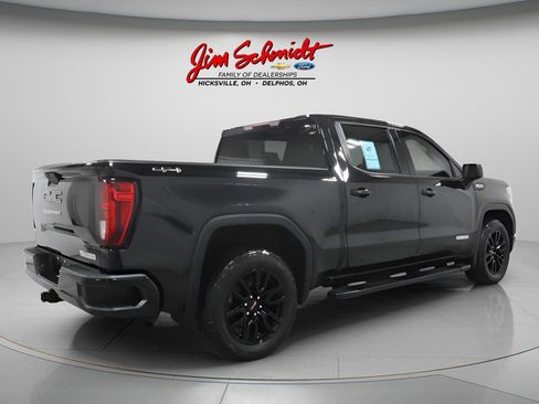 Used 2021 GMC Sierra 1500 Elevation w/ LPO, Elevation Black Package AWD/4WD image 6