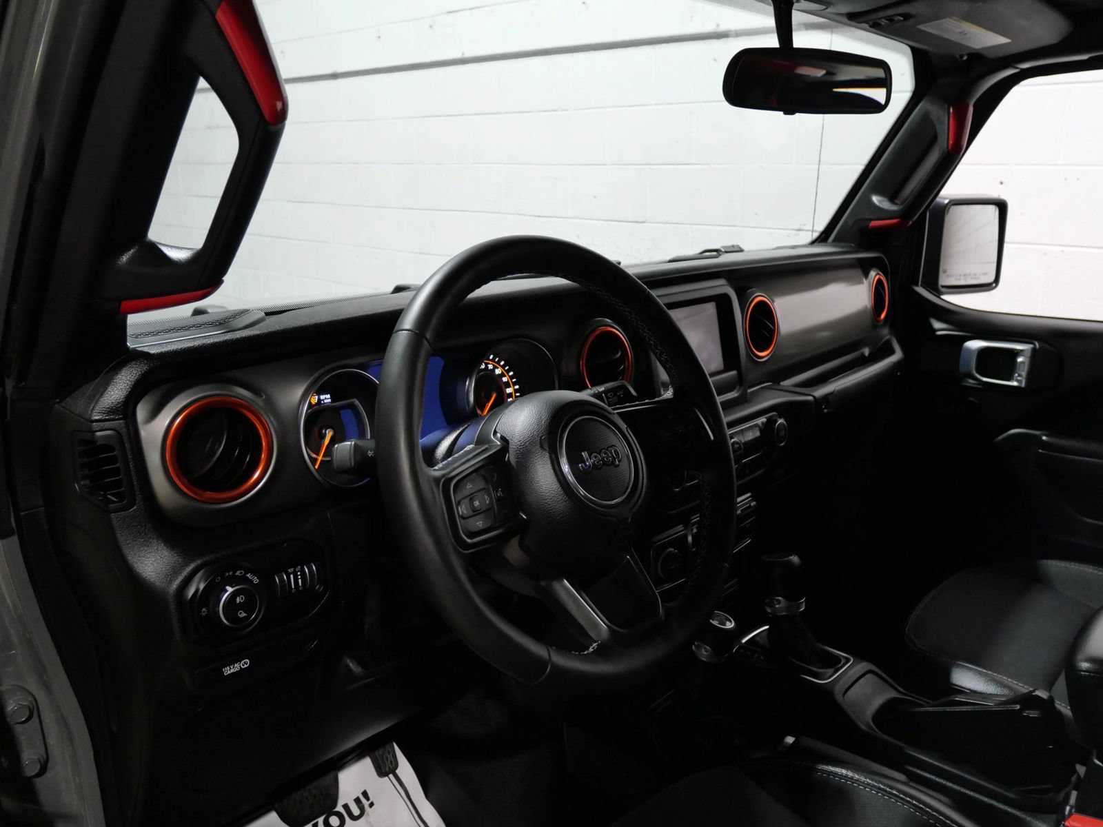 Used 2021 Jeep Gladiator Sport AWD/4WD image 9