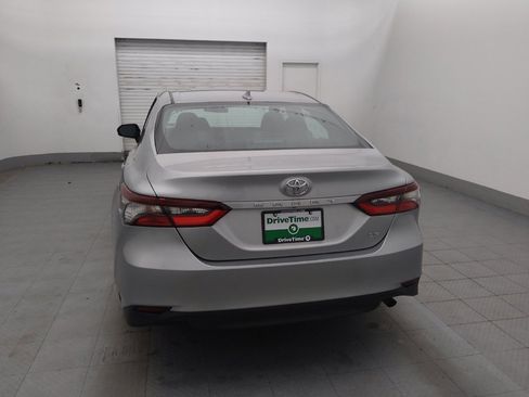 Used 2021 Toyota Camry LE FWD image 6
