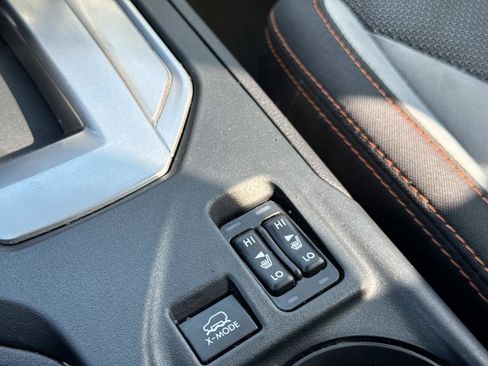 Used 2021 Subaru Crosstrek 2.0i Premium w/ Moonroof Package image 24