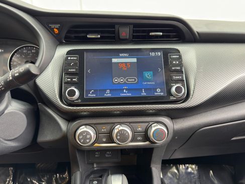 Used 2023 Nissan Kicks SV FWD image 20