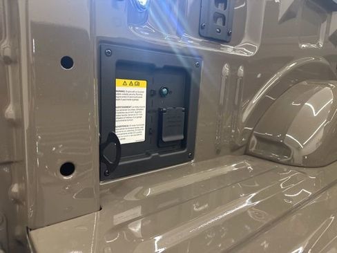 New 2025 Ford F150 Lariat w/ Equipment Group 501A Mid image 12