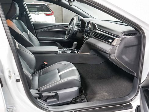 Used 2026 Toyota Camry SE image 18