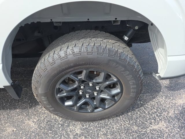 Used 2024 Ford F150 XLT w/ XLT Black Appearance Package AWD/4WD image 34