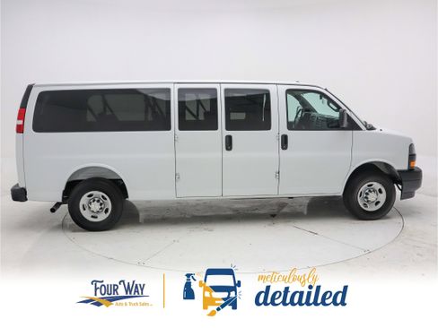 Used 2025 Chevrolet Express 3500 LS image 2