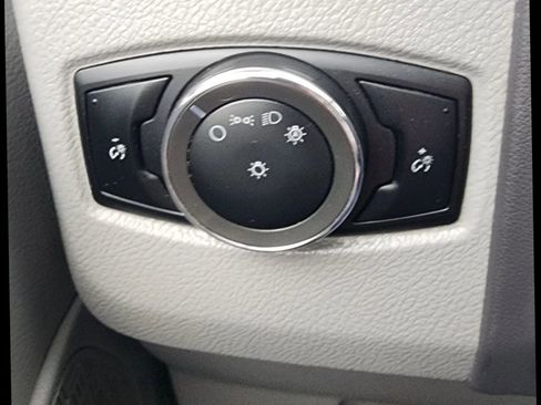 Used 2024 Ford E-350 and Econoline 350 Super Duty w/ Power Windows & Locks Group RWD image 41
