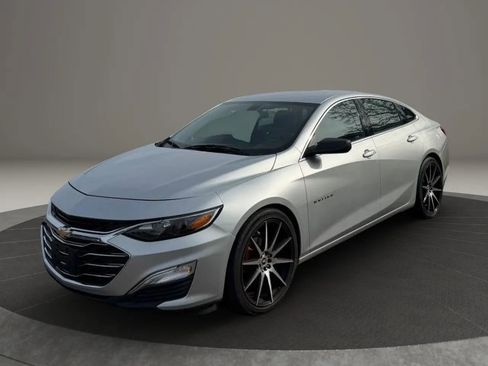 Used 2019 Chevrolet Malibu LS FWD image 4
