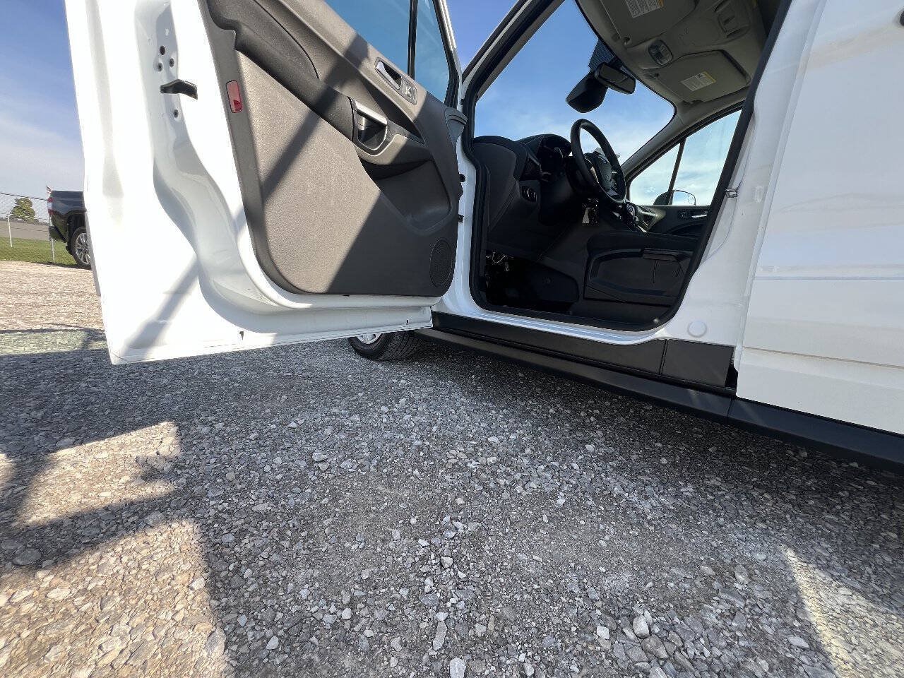 Used 2021 Ford Transit Connect XLT FWD image 11
