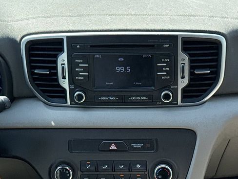 Used 2018 Kia Sportage LX FWD image 9