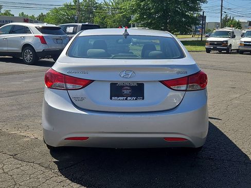 Used 2013 Hyundai Elantra GLS w/ Preferred Pkg FWD image 6