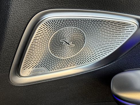 New 2025 Mercedes-Benz C 300 4MATIC Sedan image 21