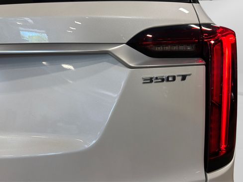 Used 2022 Cadillac XT6 Luxury AWD/4WD image 49