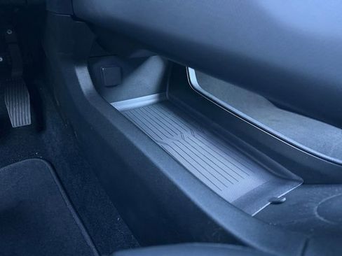 New 2026 Chevrolet Equinox EV RS image 25