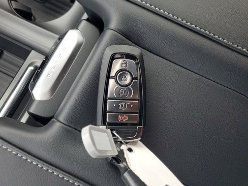 New 2026 Ford Expedition Max Platinum w/ Stealth Appearance Package AWD/4WD image 23