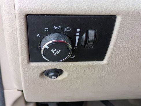 Used 2013 Jeep Grand Cherokee Limited w/ Trailer Tow Group image 17