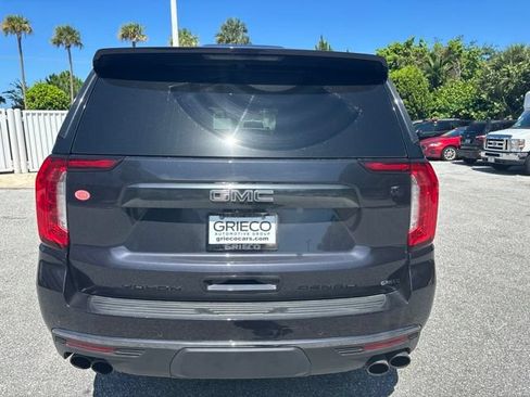 Used 2024 GMC Yukon Denali Ultimate AWD/4WD image 3