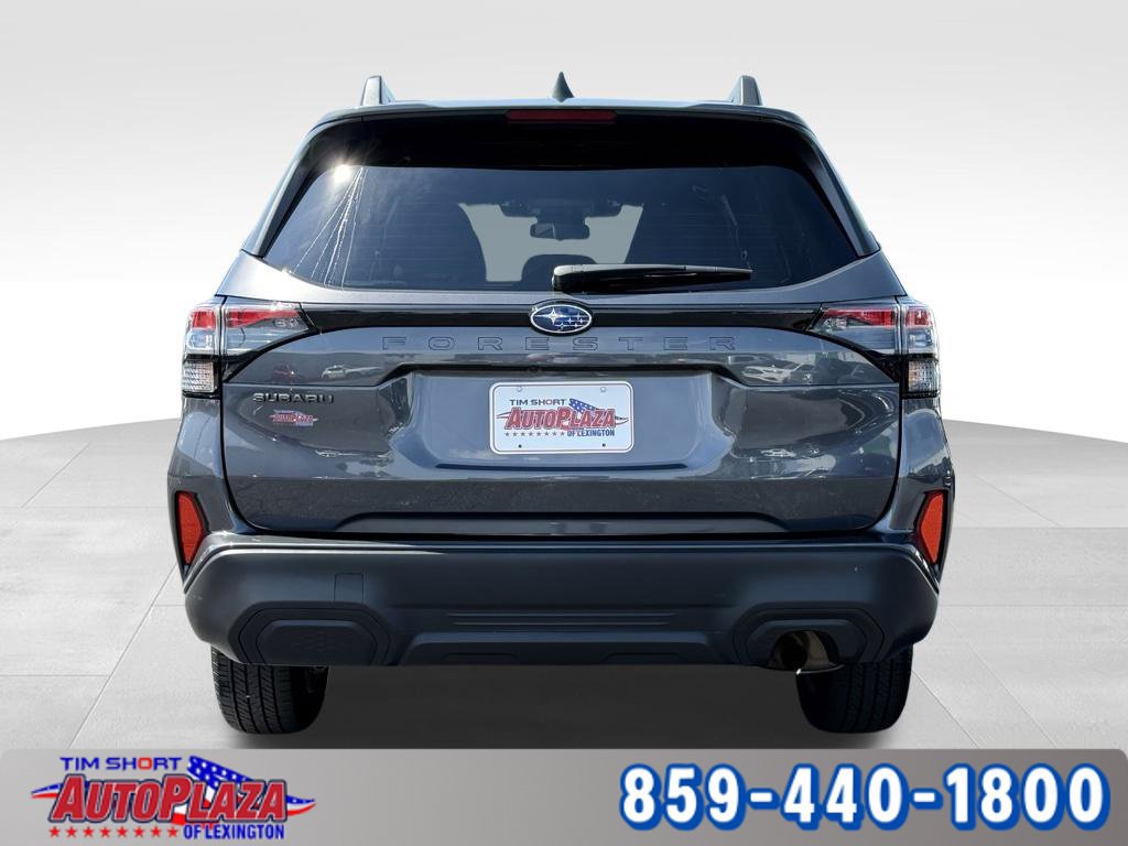 Used 2025 Subaru Forester Premium AWD/4WD image 10