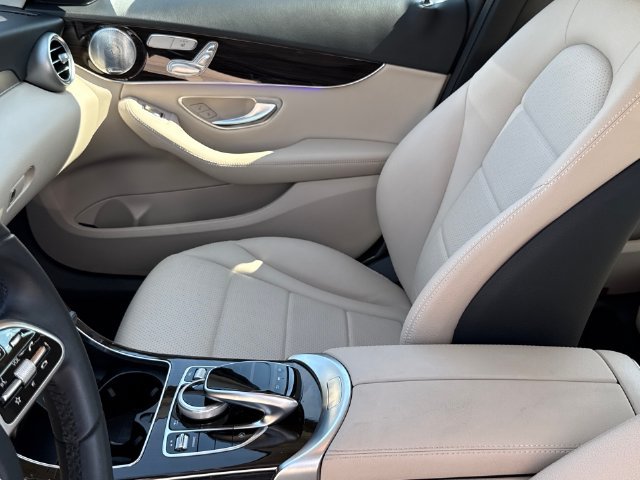 Used 2021 Mercedes-Benz C 300 Sedan image 10
