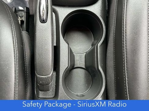 Certified 2022 Buick Encore Preferred w/ Safety Package AWD/4WD image 9