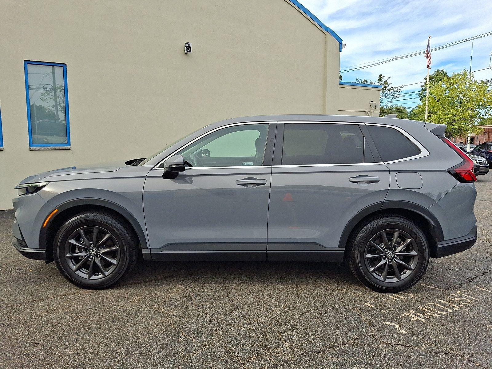 Used 2026 Honda CR-V EX-L image 6