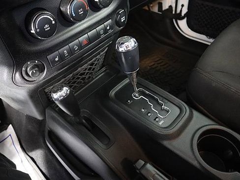 Used 2017 Jeep Wrangler Unlimited Sport image 32