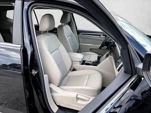 Used 2023 Volkswagen Atlas SE FWD image 9