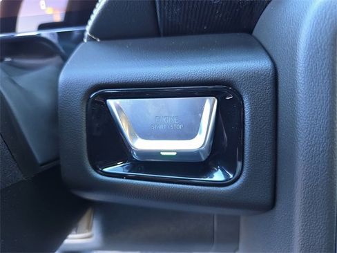 New 2026 GMC Yukon Elevation image 27