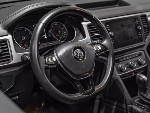Used 2020 Volkswagen Atlas SE w/ Towing Package AWD/4WD image 13