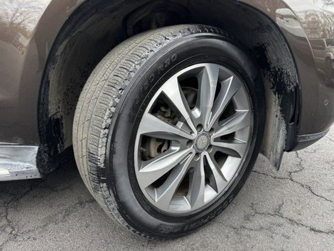 Used 2016 Mercedes-Benz GL 320 BlueTEC 4Matic image 44