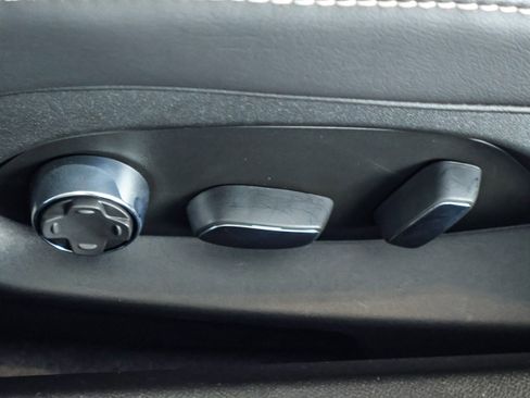 Used 2024 Chevrolet Corvette Stingray Preferred Cpe w/ 2LT image 9