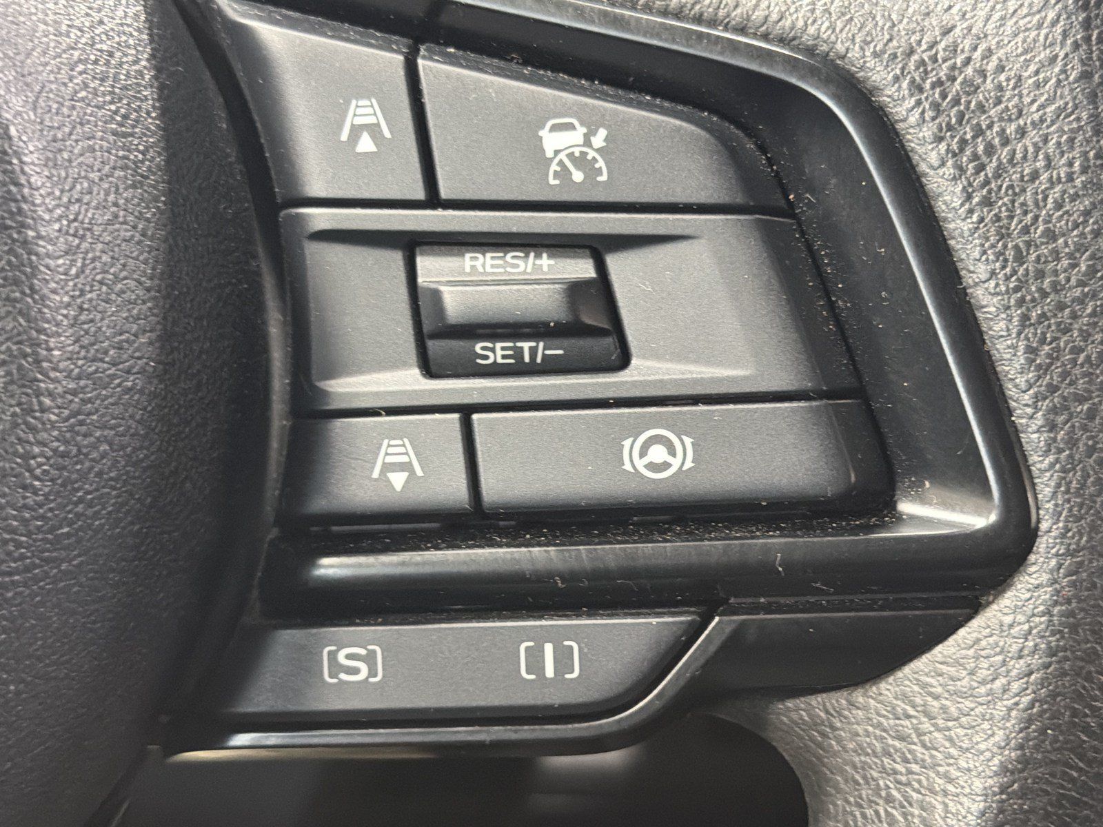 Certified 2026 Subaru Crosstrek 2.5i Premium AWD/4WD image 26