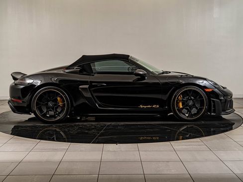 Certified 2025 Porsche 718 Boxster Spyder RS image 9