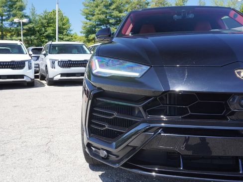 Used 2022 Lamborghini Urus AWD/4WD image 17