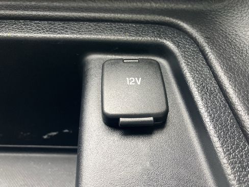 Used 2018 Ford Expedition Platinum AWD/4WD image 16