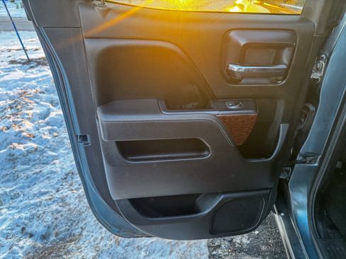 Used 2014 GMC Sierra 1500 SLE w/ SLE Value Package image 40