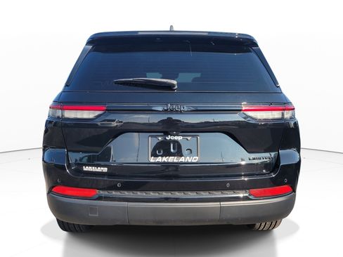 Used 2024 Jeep Grand Cherokee Limited w/ Black Appearance Package RWD image 5