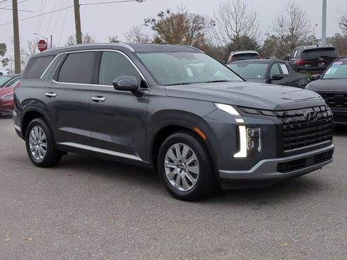 Used 2024 Hyundai Palisade SEL image 3