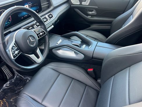 Certified 2023 Mercedes-Benz GLS 450 4MATIC image 4