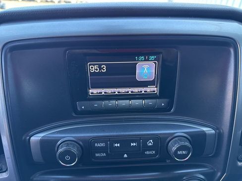 Used 2015 Chevrolet Silverado 2500 LT image 18