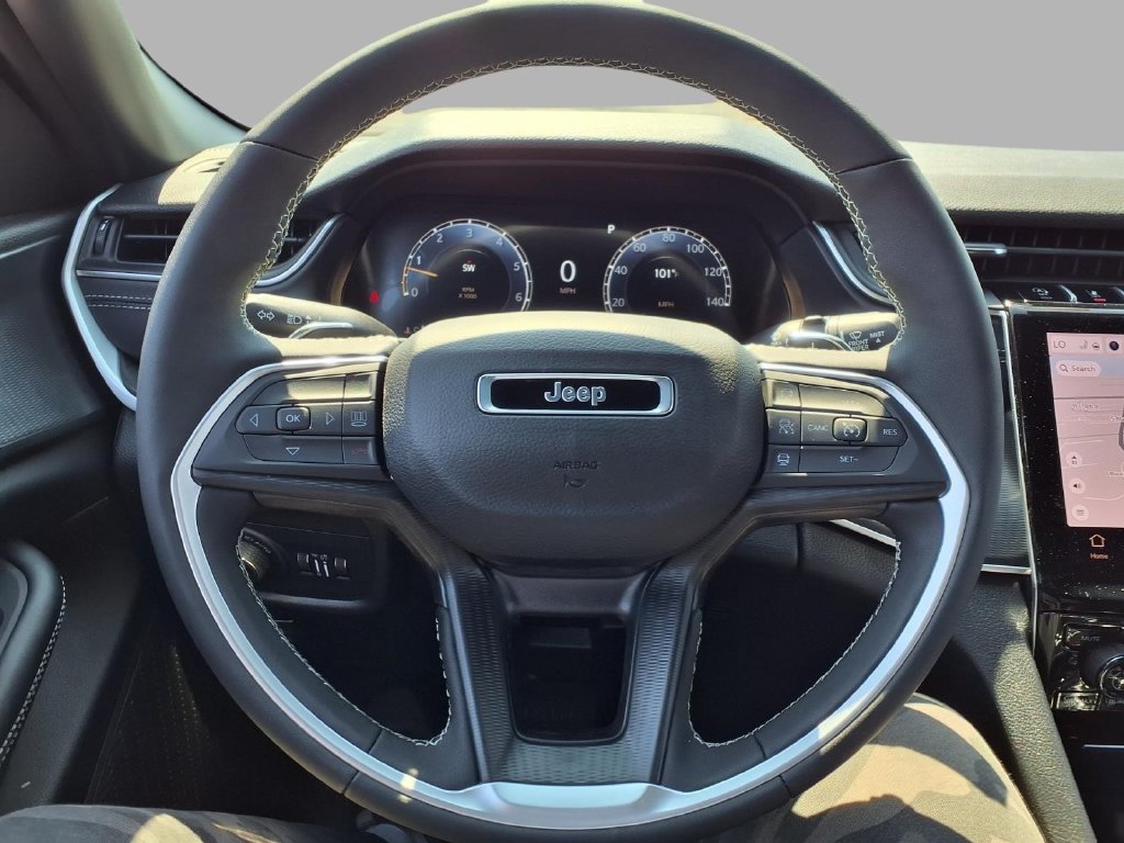 New 2027 Jeep Grand Cherokee Laredo X AWD/4WD image 14