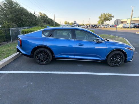 Used 2025 Kia K4 GT-Line Turbo image 3