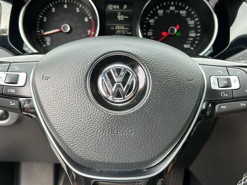 Used 2016 Volkswagen Jetta Sport FWD image 11