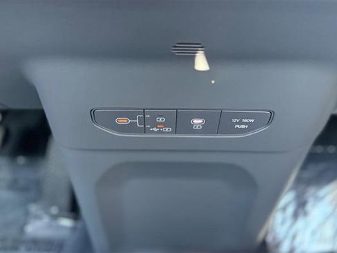 Used 2024 Kia EV9 Land AWD/4WD image 33