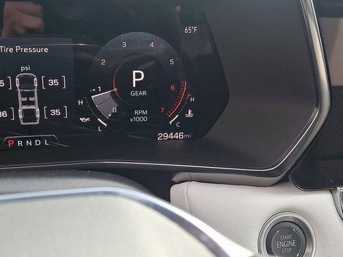 Used 2024 GMC Canyon AT4X w/ AT4X AEV Edition image 21