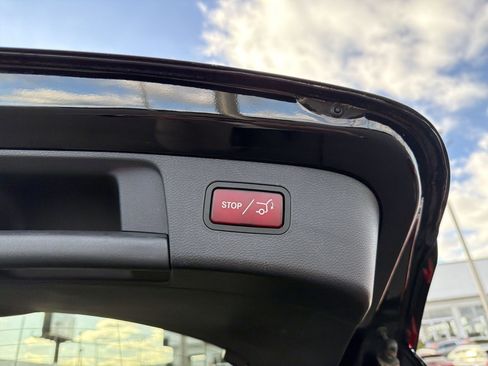 Used 2015 Mercedes-Benz GLA 250 GLA 250 image 28